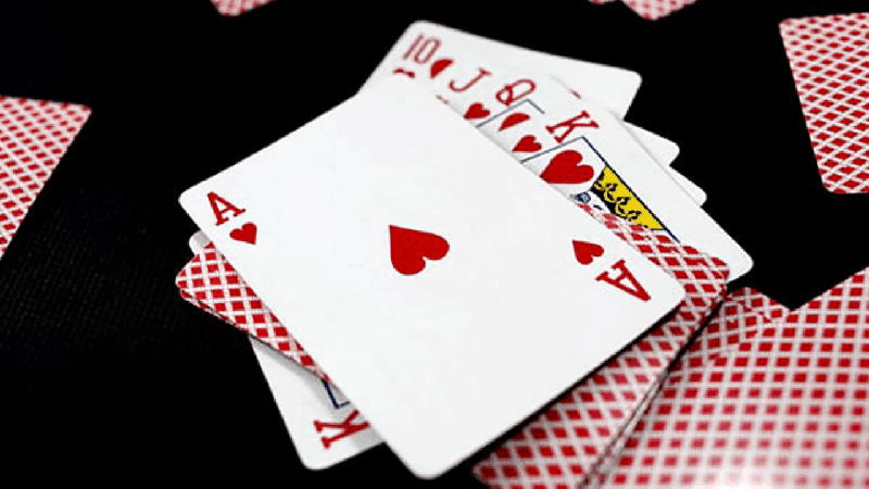 Hướng dẫn chơi game Sâm Lốc cùng nhà cái BK8