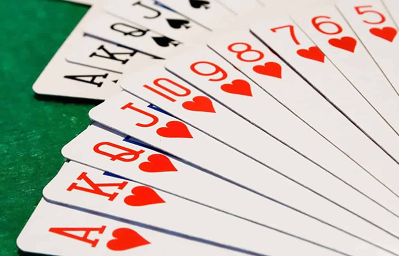 Hướng dẫn chơi game Sâm Lốc cùng nhà cái BK8